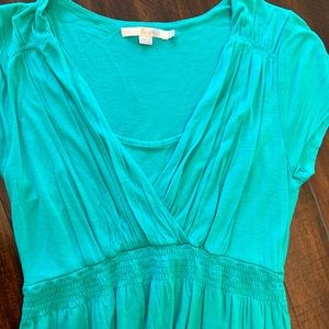 Boden dress sz 10 green flowing v cut